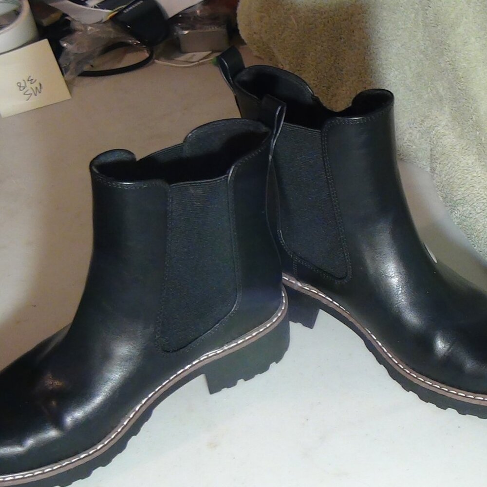 Women’s Celina Ankle Boots Black Memory Foam Insole – Universal Thread 9.5